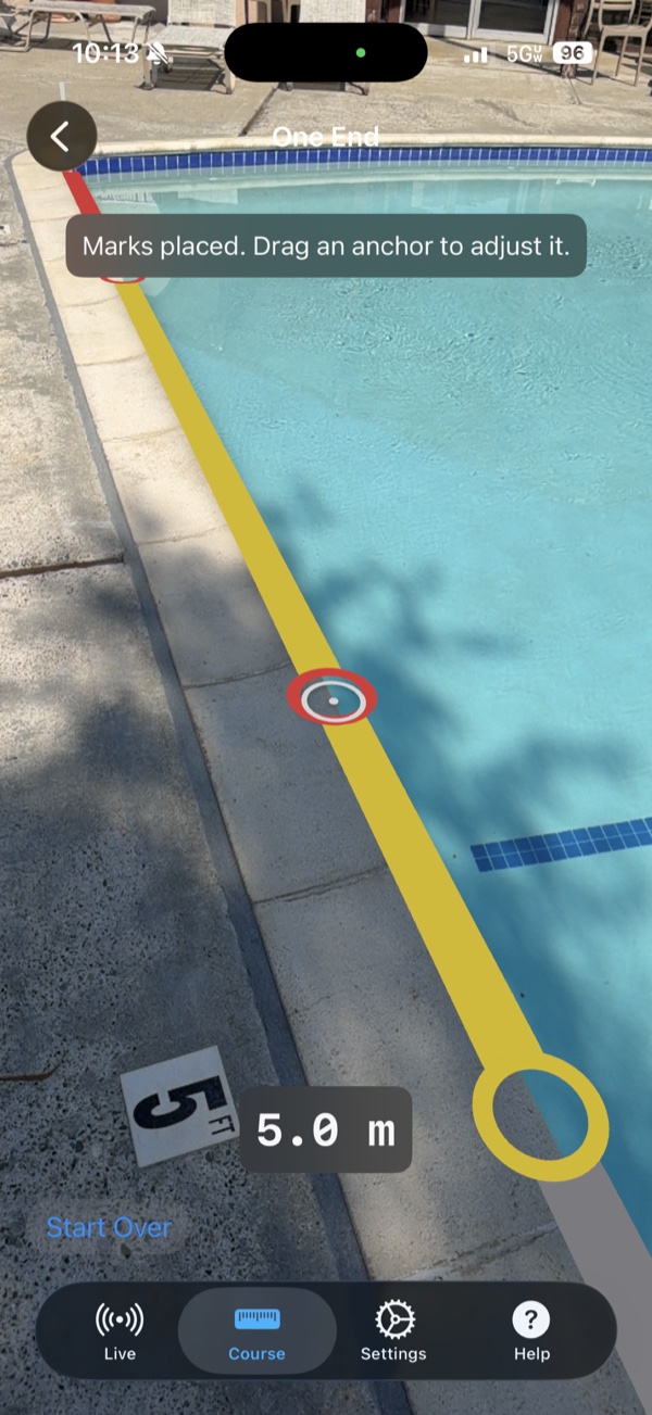 Measuring a course on the deck: the rule-colored line and mark rings drawn over the live camera view