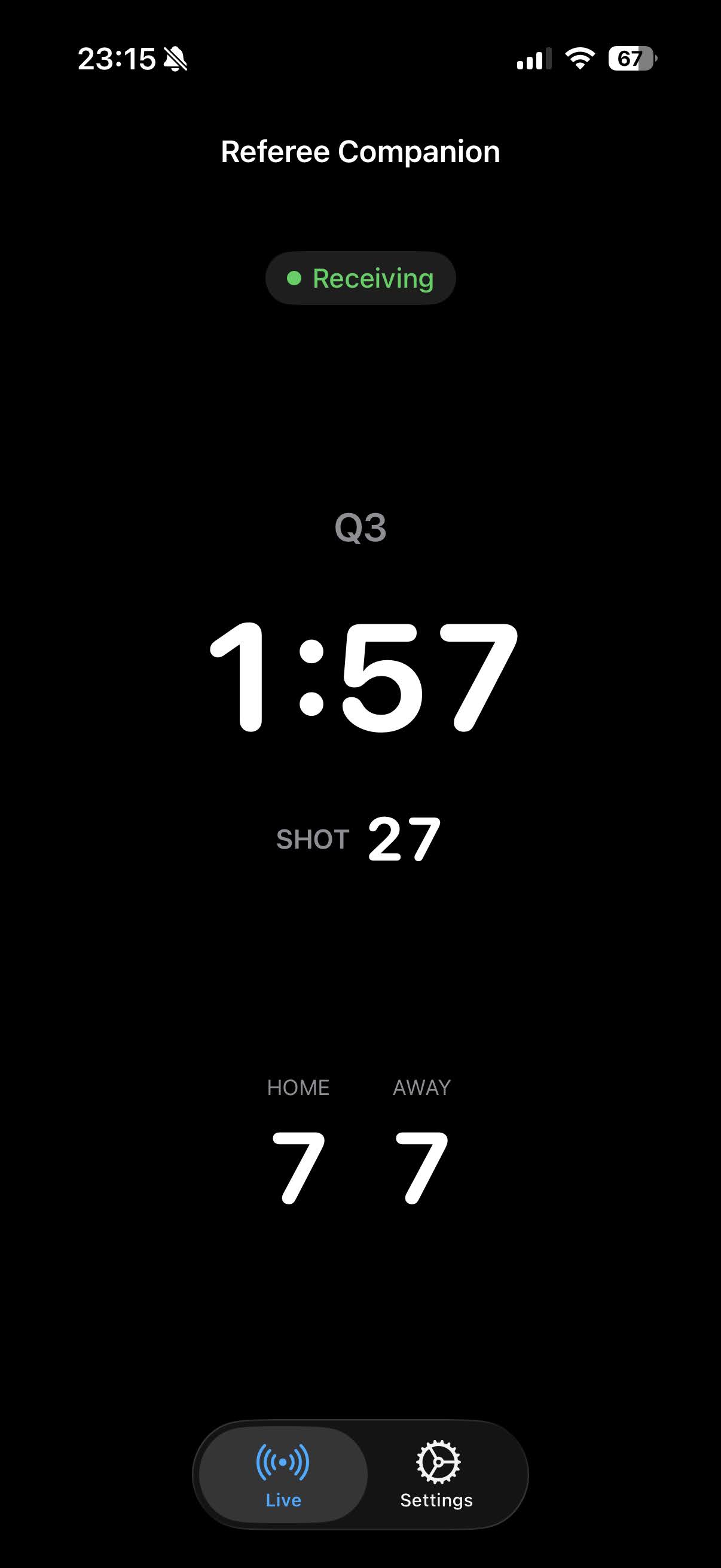Referee Companion connected: period, game clock, shot clock, and score